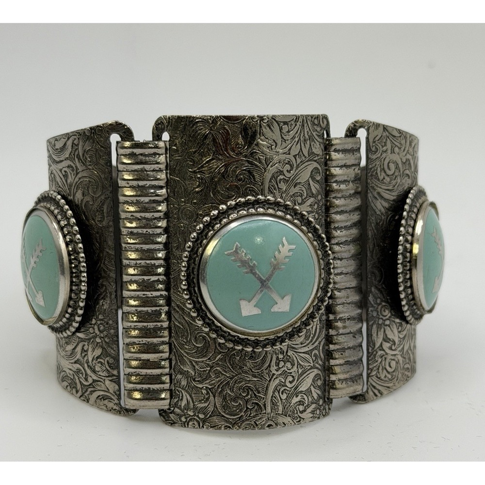 Vtg 1950s Southwestern Aluminum Panel Bracelet Aqua Blue Lucite Crossed Arrows